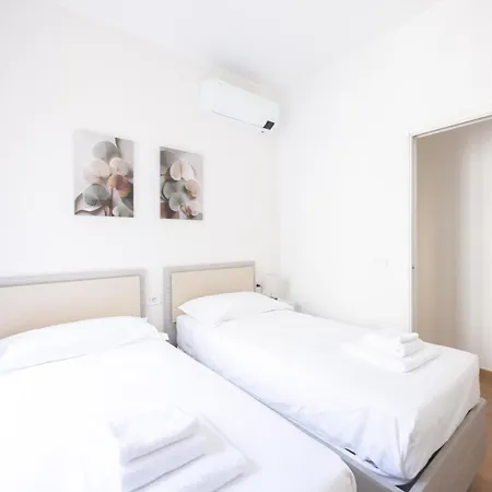 Irnerio Luxury In The Center By Synergy * Bologna