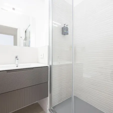 Irnerio Luxury In The Center By Synergy